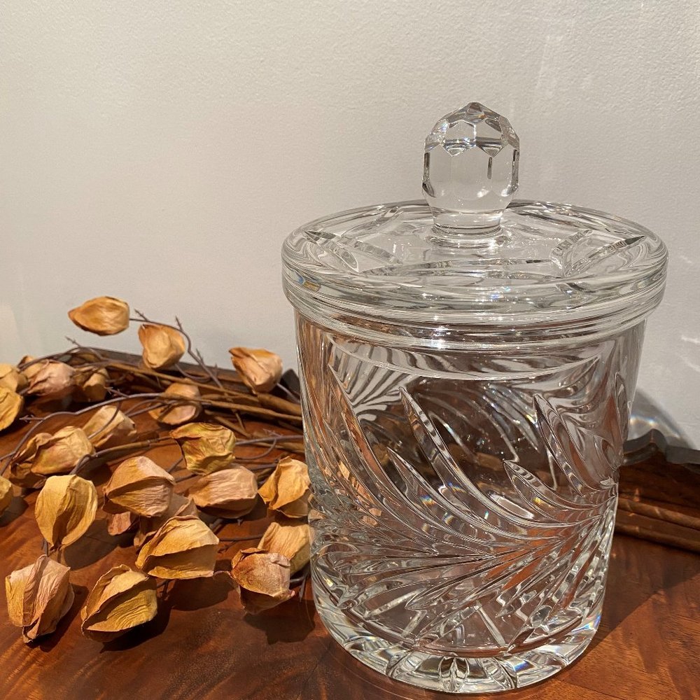 Crystal Clear Signature Glass Jar - 24% Lead